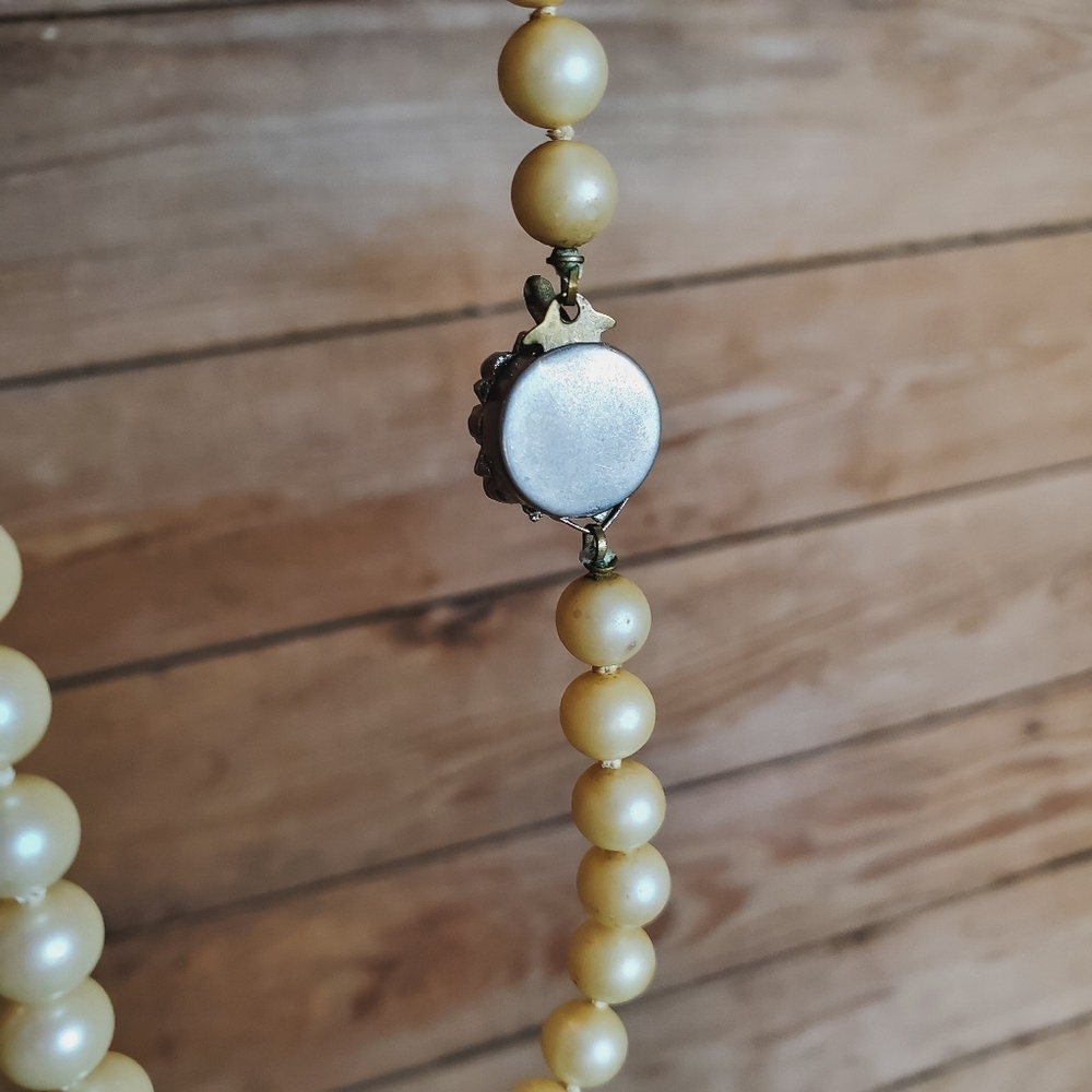 *FREE WITH ORDER* Vintage Costume Pearl Necklace - Picture 4 of 4